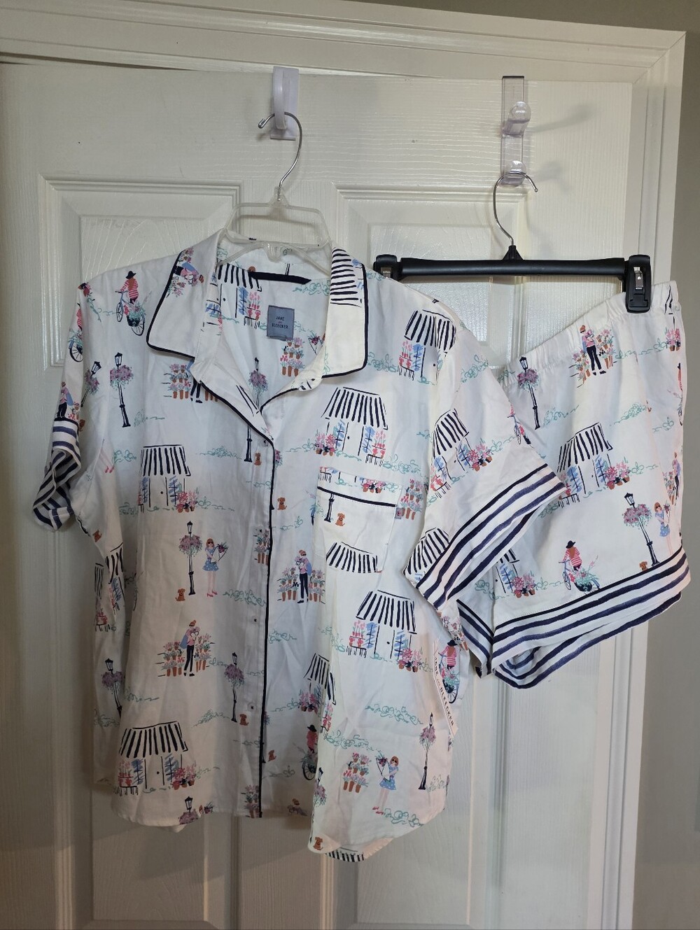 NWT Jane And Bleecker 2 Piece Pajama Short Set City Scene XL